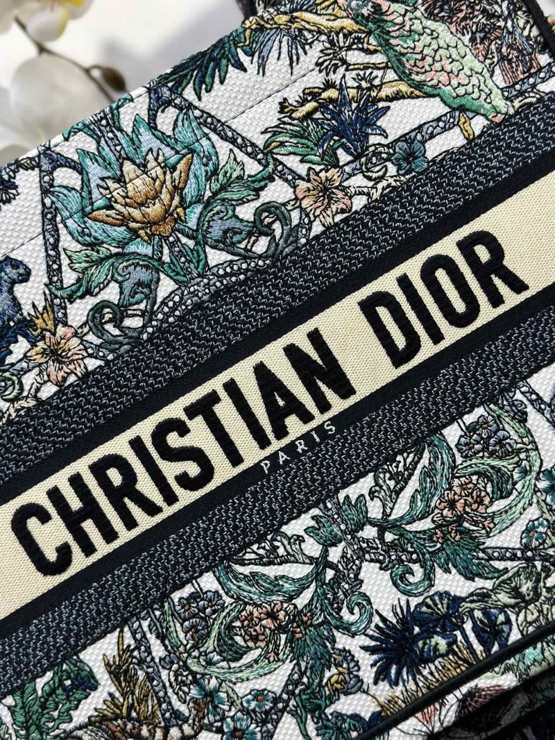 Christian Dior Shopping Bags